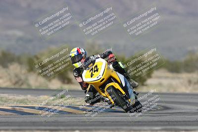 media/Jan-15-2026-Racers Edge (Thu) [[dfebeb70ab]]/2-A Group/Session 5 (Turn 5)/